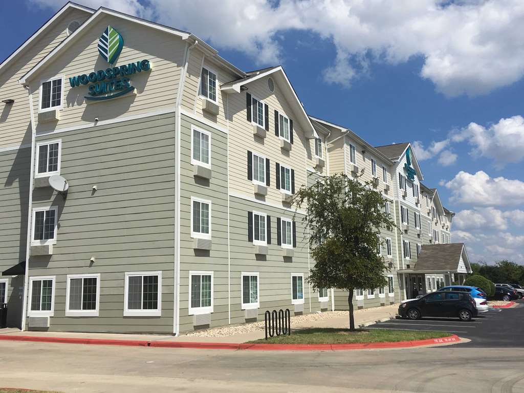 Woodspring Suites Kansas City Liberty Exterior photo